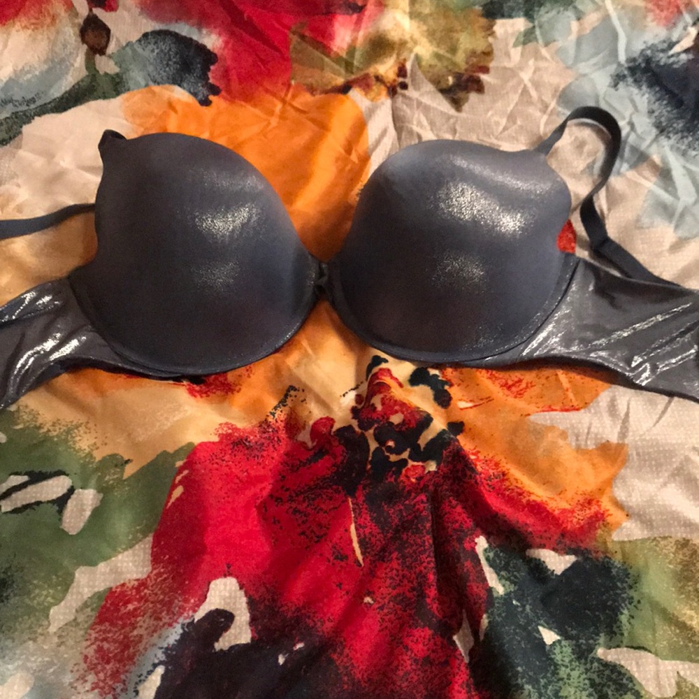 Victoria Secret bra